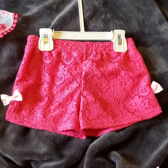 Pink flower top and pink short set - Picture 4 of 5